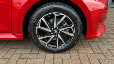 Toyota Yaris 1.5 Hybrid Design 5dr CVT Hybrid Hatchback